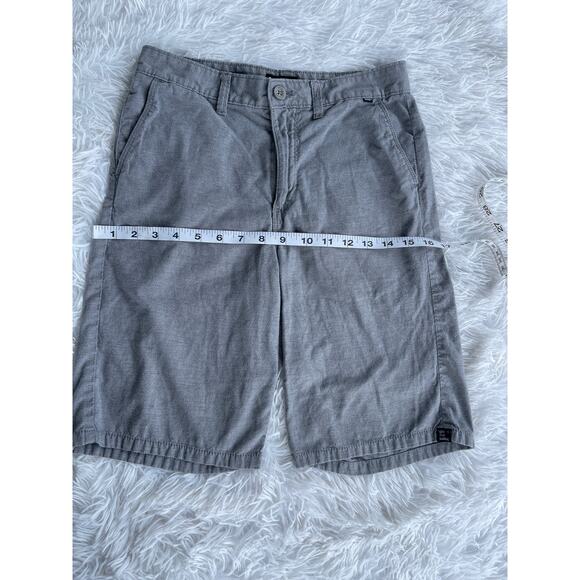 VANS Off the Wall Bermuda Youth Boy Sz 14 Gently used - Picture 4 of 10